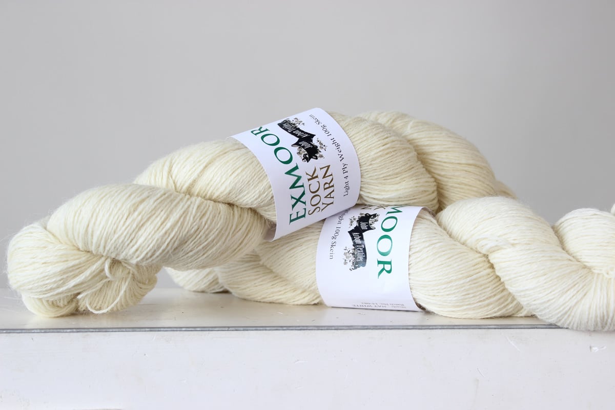 Emoor sock yarn white