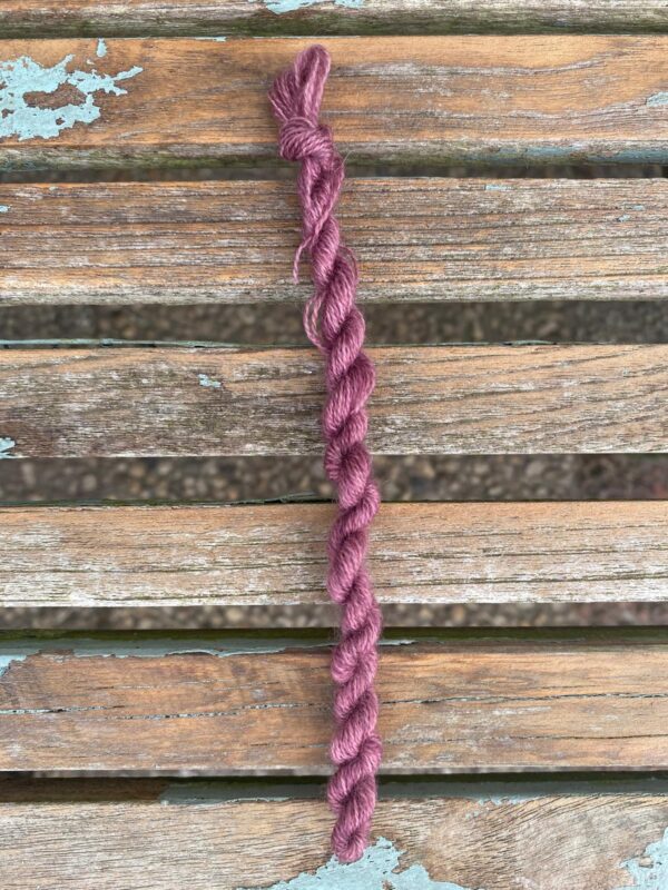 borduurwol lac dye 2d